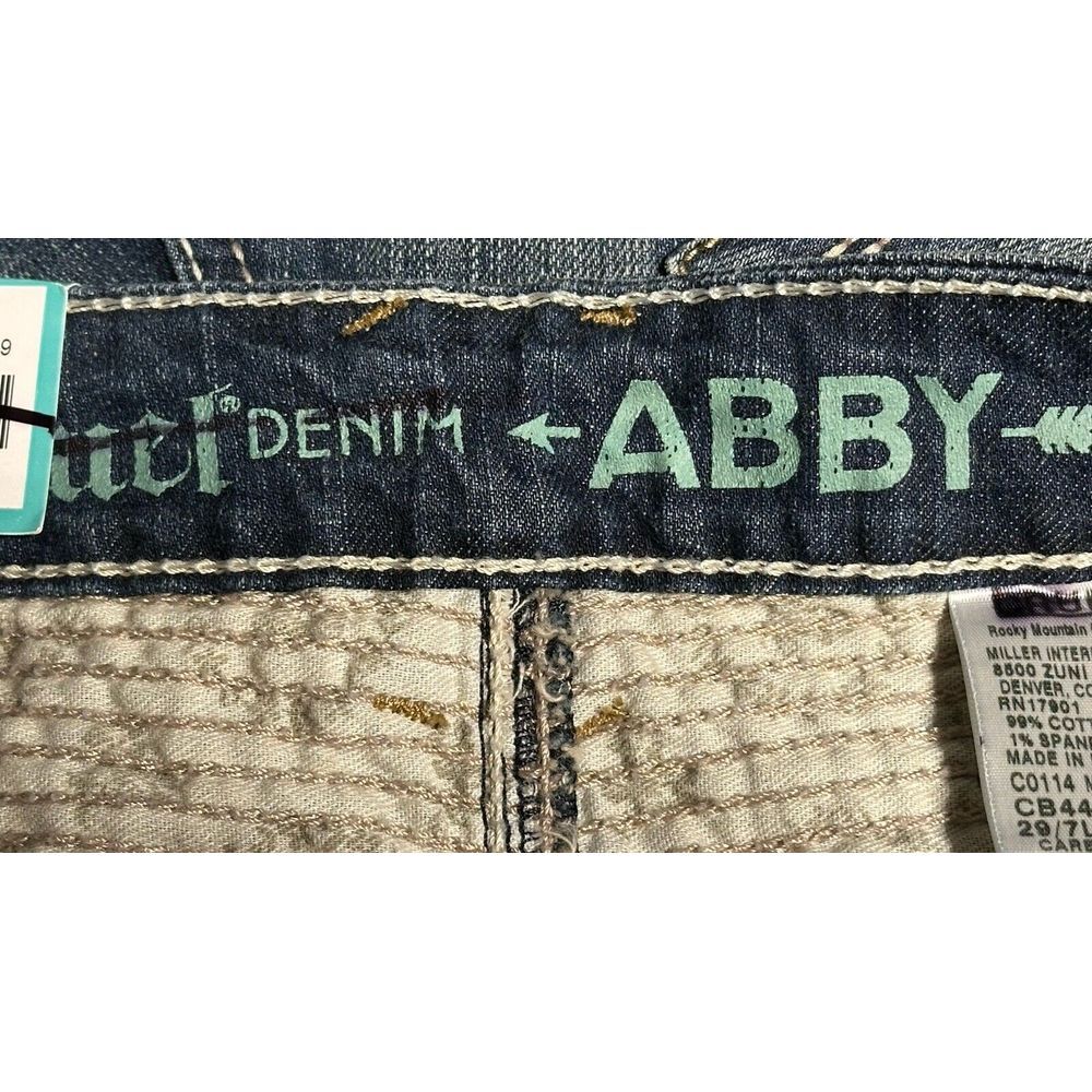 Cruel Denim Women's Mid Rise Distressed Abby Bootcut Denim Jeans Size‎ 29/7L New - Picture 6 of 9
